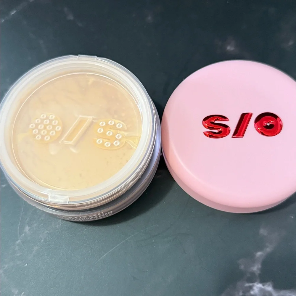 ONE/SIZE Ultimate Blurring Setting Powder - Marigold